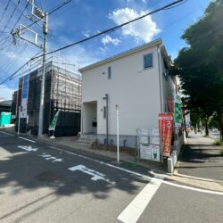 小中学校・スーパー徒歩５分圏内！便利な立地♪
