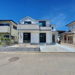 南6ｍ道路に面し陽当り良好♪