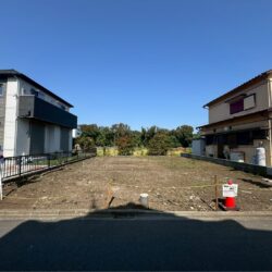 4LDK+ルーフバルコニー！敷地広々♪