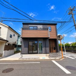 開放感のある角地でゆとりの暮らし♪