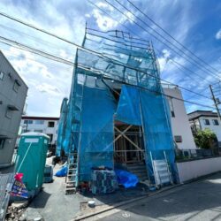 周辺環境良好なデザイン住宅2邸♪