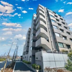 フルリノベーション済!緑豊かな住環境です♪ フルリノベーション済!緑豊かな住環境です♪