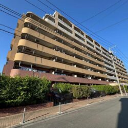 小中学校・お買物近く便利な立地♪ 小中学校・お買物近く便利な立地♪