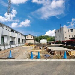 新規3棟現場♪小学校まで徒歩2分！