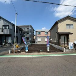前面6ｍで陽当り良好！都市ガス♪