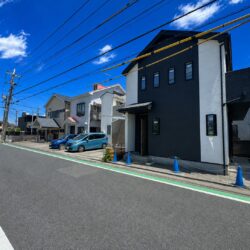 小学校・スーパーなどが近く便利な立地♪ 小学校・スーパーなどが近く便利な立地♪