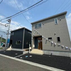 ＼ 地震に強い家 城山1丁目 ／  性能評価のある安心住宅♪  全１４棟の新しい街並み♪