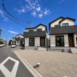 開発分譲地内のきれいな街並み♪ 開発分譲地内のきれいな街並み♪