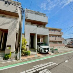 令和4年築でお手入れ不要♪陽当り良好! 令和4年築でお手入れ不要♪陽当り良好!