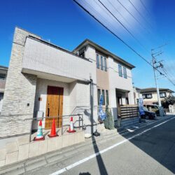 リフォーム戸建！南西角地につき陽当り良好♪